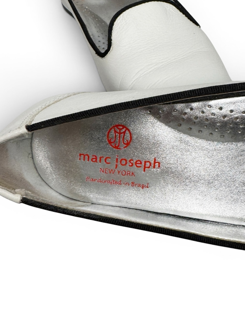 Marc Joseph New York White Black Trim Pointy Toe Loafers Size 9.5 - Picture 2 of 11